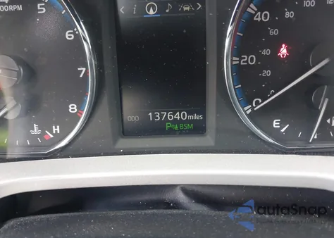 2017 Toyota Rav4 Limited из США, поврежденный, VIN 2T3DFREV9HW650865